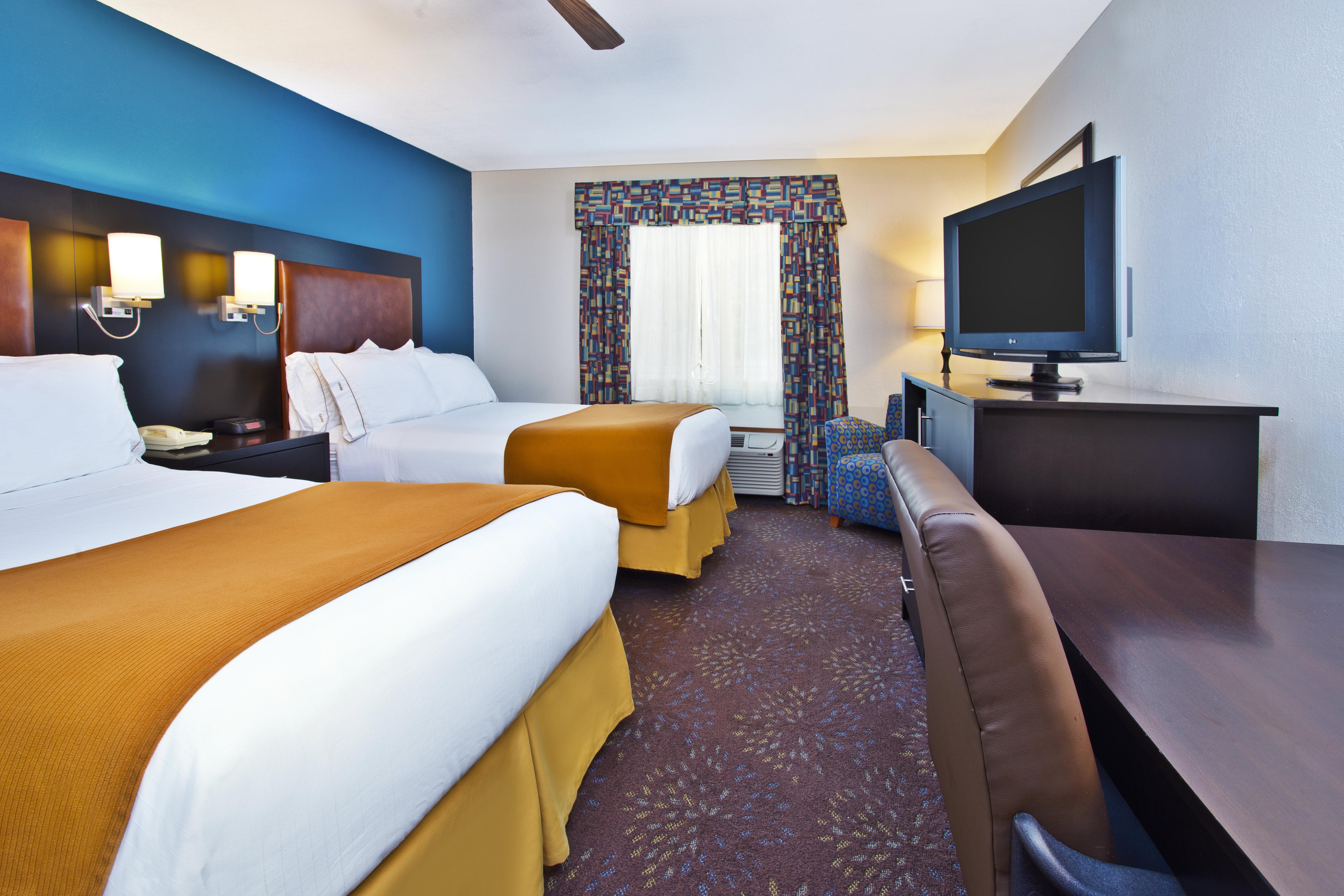 Holiday Inn Express Mackinaw City By Ihg Exterior foto