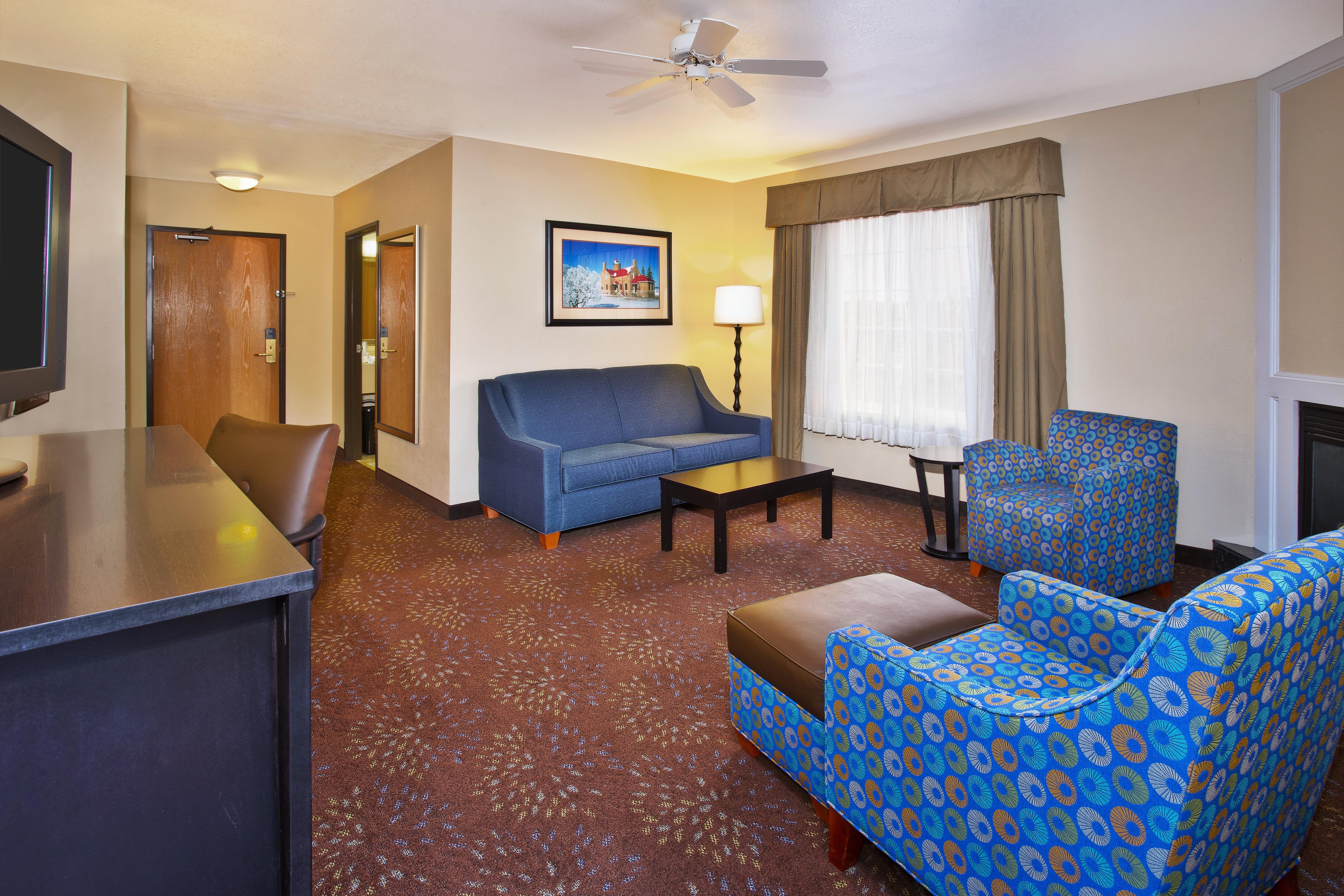 Holiday Inn Express Mackinaw City By Ihg Exterior foto