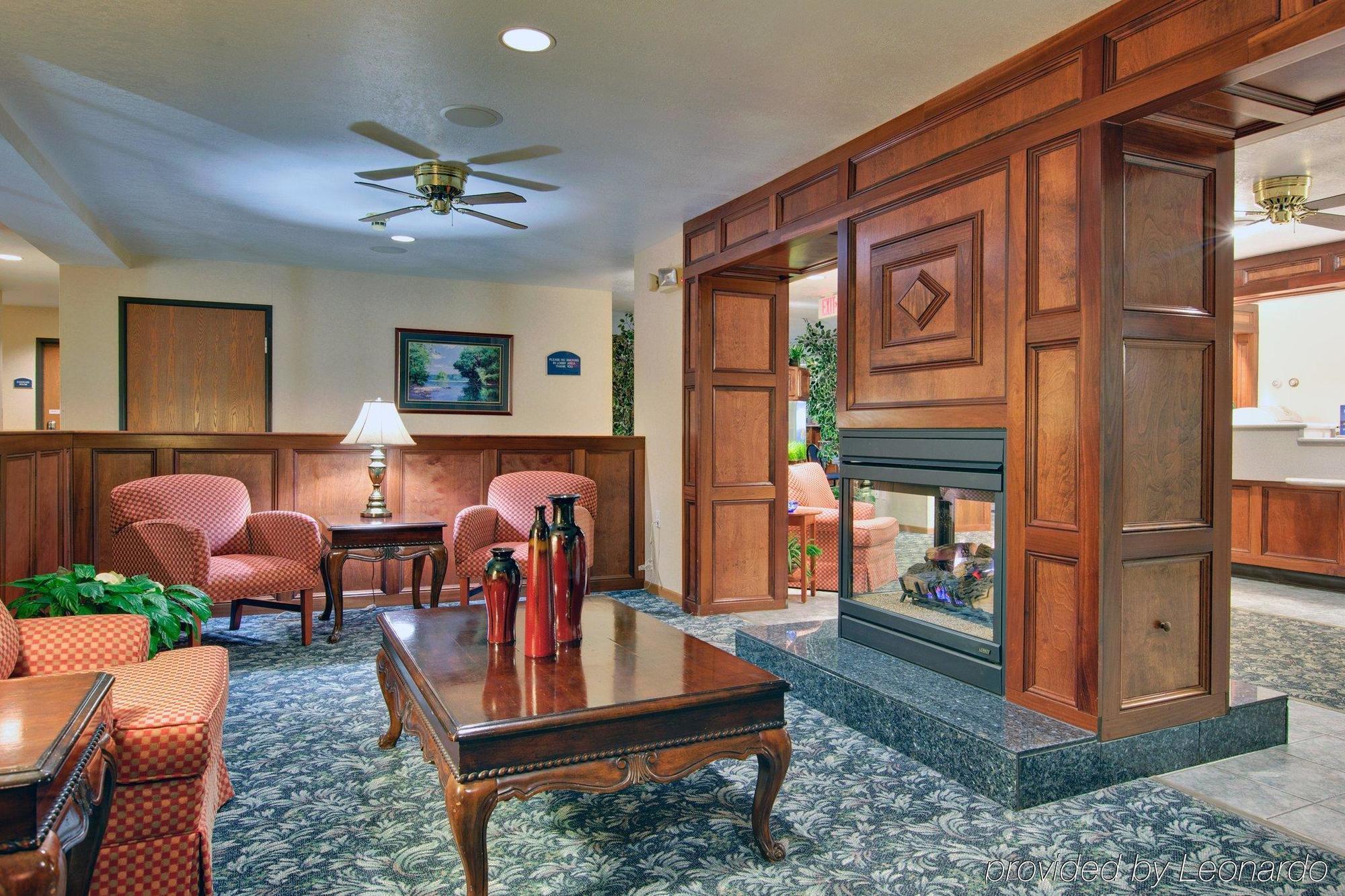 Holiday Inn Express Mackinaw City By Ihg Exterior foto